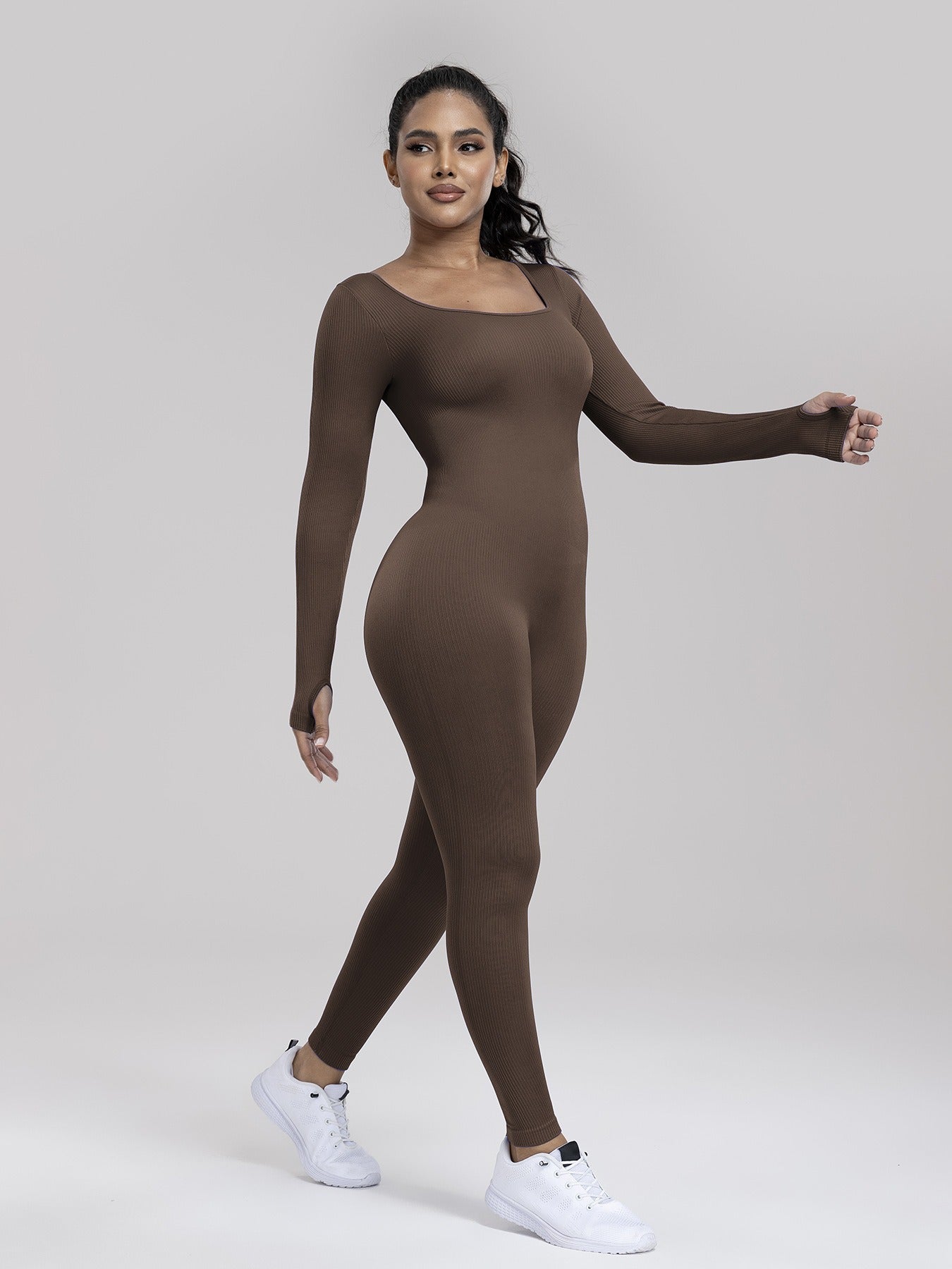 Damen Einfarbiger, gerippter Langarm-Sport-Playsuit mit Bauchkontrolle, gerippter Langarm-Trainings-Bodycon-Jumpsuit, nahtloser Jumpsuit, einteiliger Yoga-Anzug